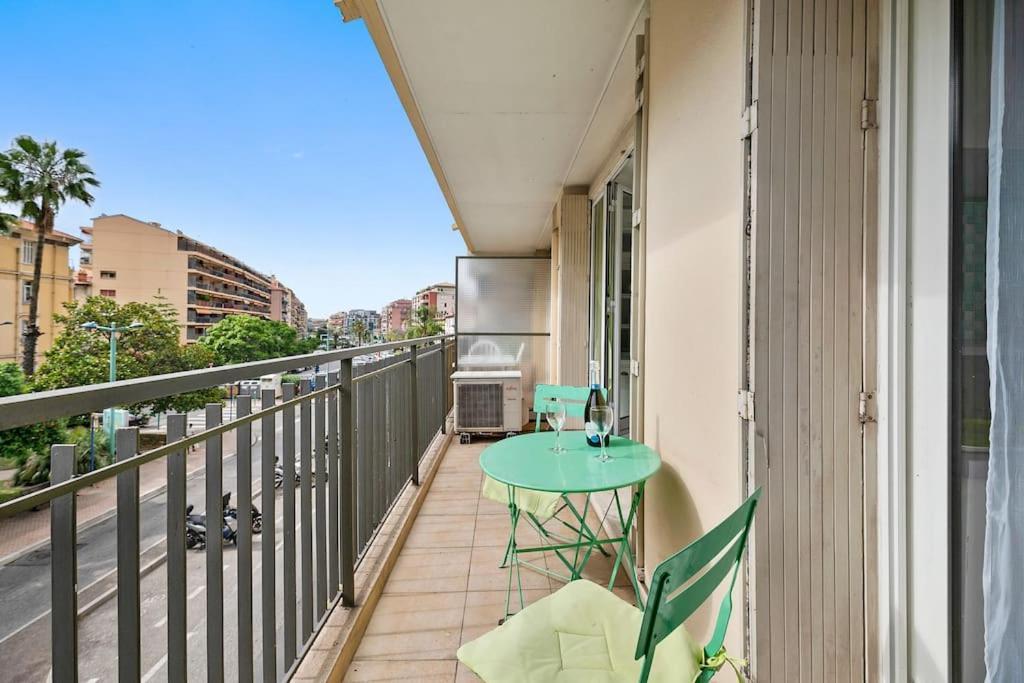 Le Landelle - Centre- Climatisation -Proche Gare Sncf Apartment Menton Exterior photo